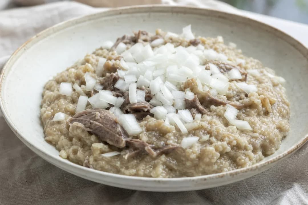 Saudi Harees with Wheat and Slow-Cooked Meat for a Hearty Meal